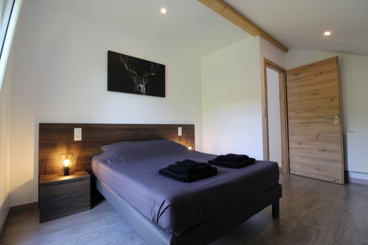 Chambre n°1, étage : 1 lit 140x190 - Domaine de l'étang à Ban-sur-Meurthe-Clefcy Vosges