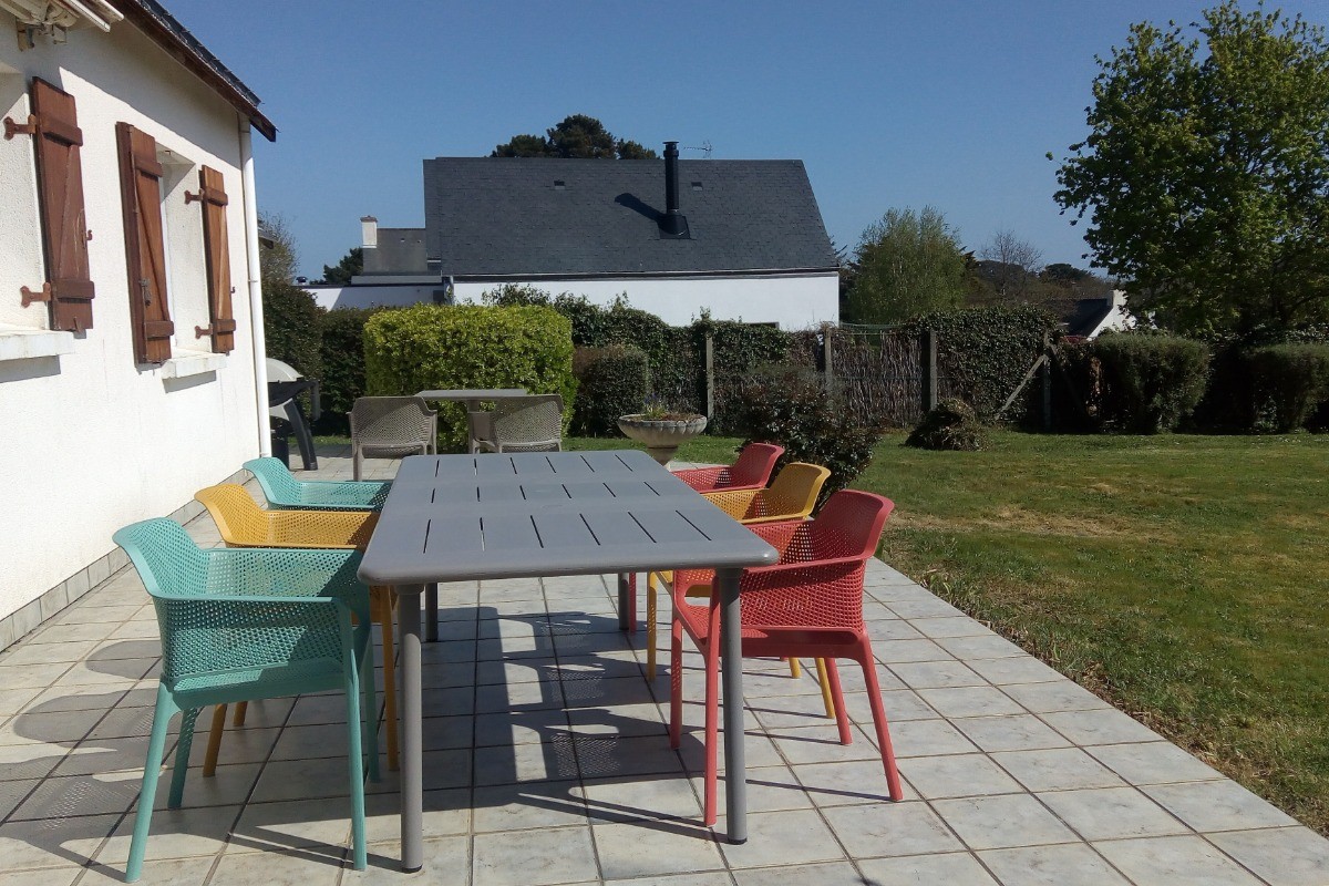 Grande terrasse avec BBQ