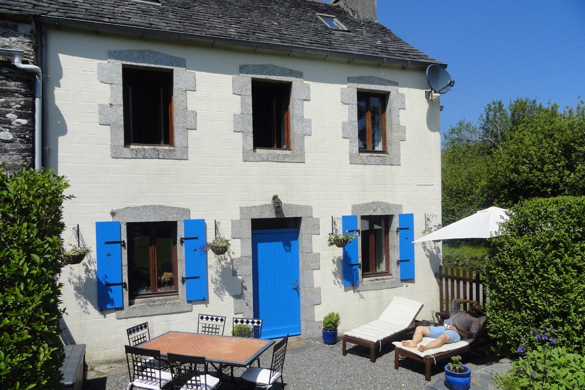 Le terrace du Granary - l'endroit idéal pour se détendre et profiter de la sérénité de la campagne de Bretagne