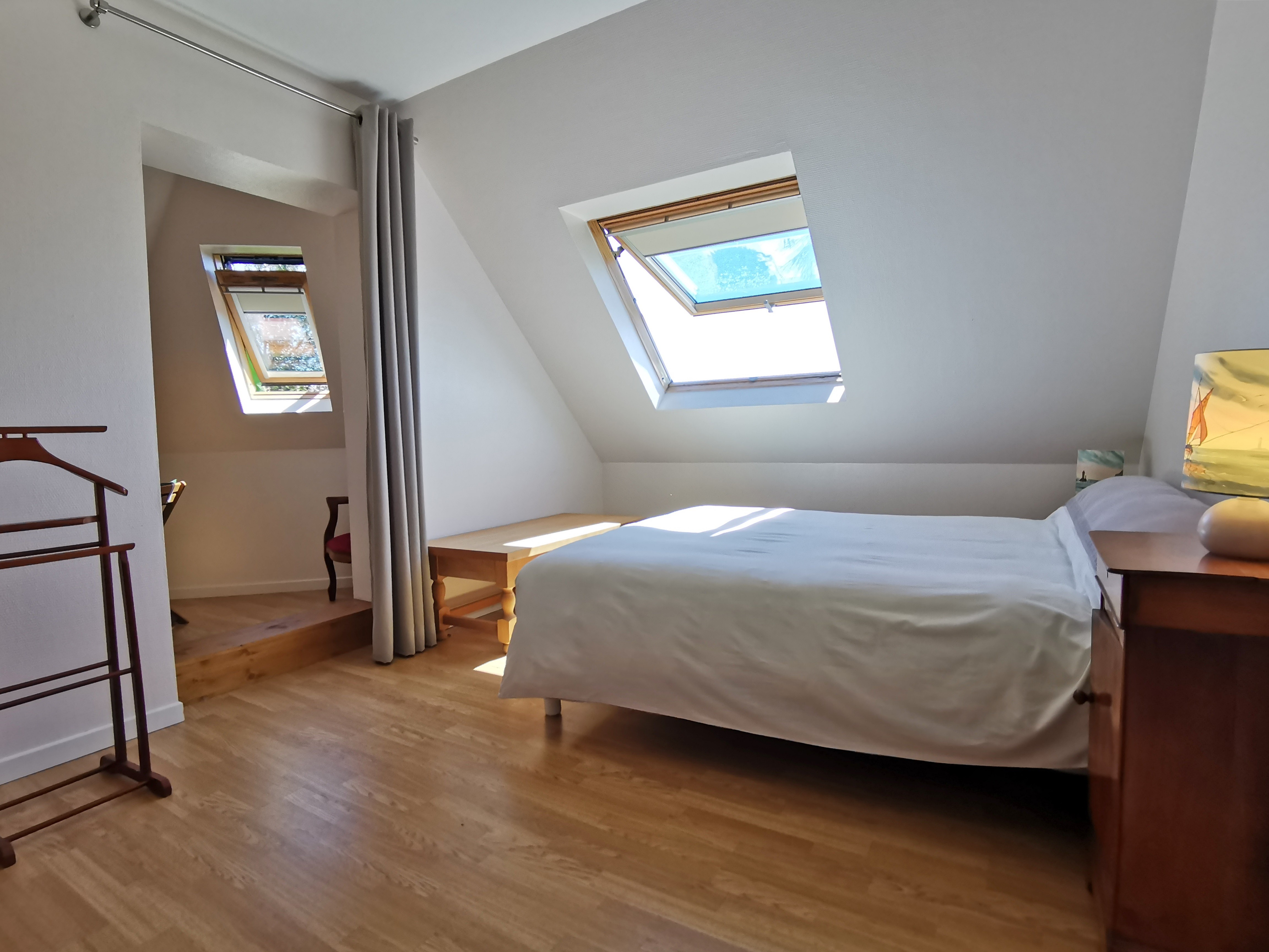 Chambre 2 avec Lit 140 + alcove avec bureau