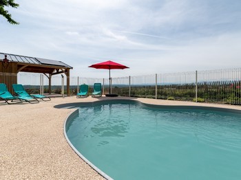 Domaine de la Cambre, camping à la ferme, gîte avec piscine, roulotte, logement insolite, déconnexion, vacance nature, Duffort, Gers, Occitanie, tourisme vert