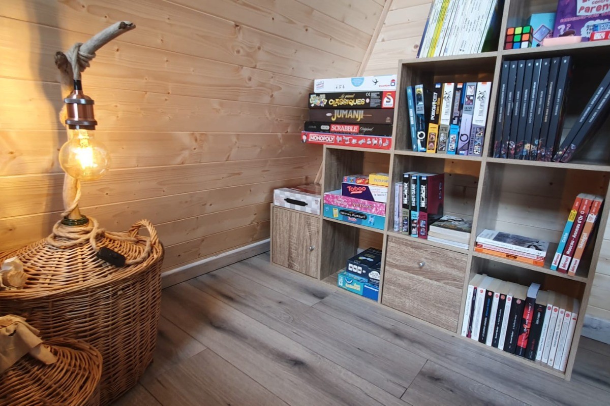 Chalet Chevreuil - Espace jeux et bibliothèque