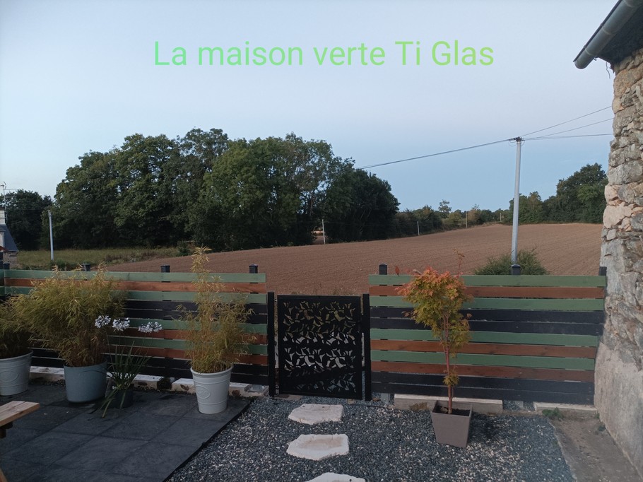 BIGOT, Pludual, Clévacances holiday rental, outdoor area