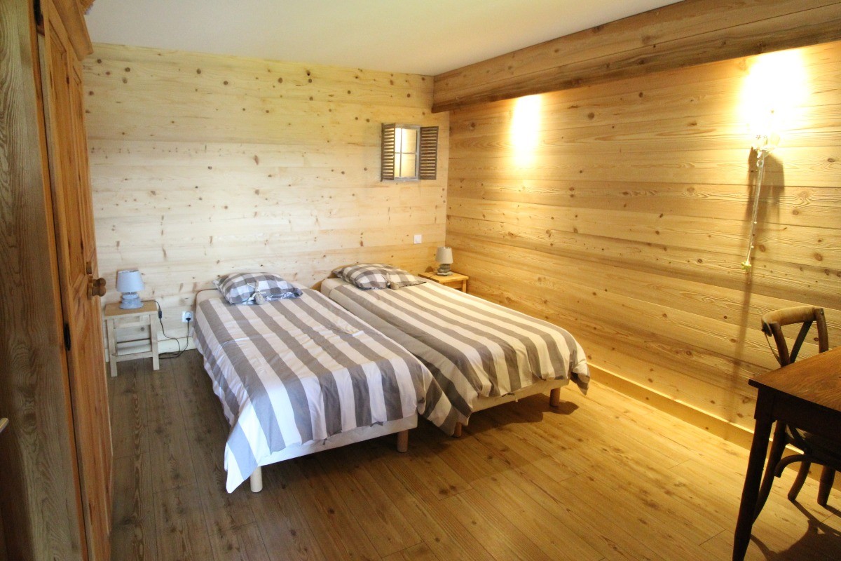 Chambre 2 rdc - Chalet Le Grenier