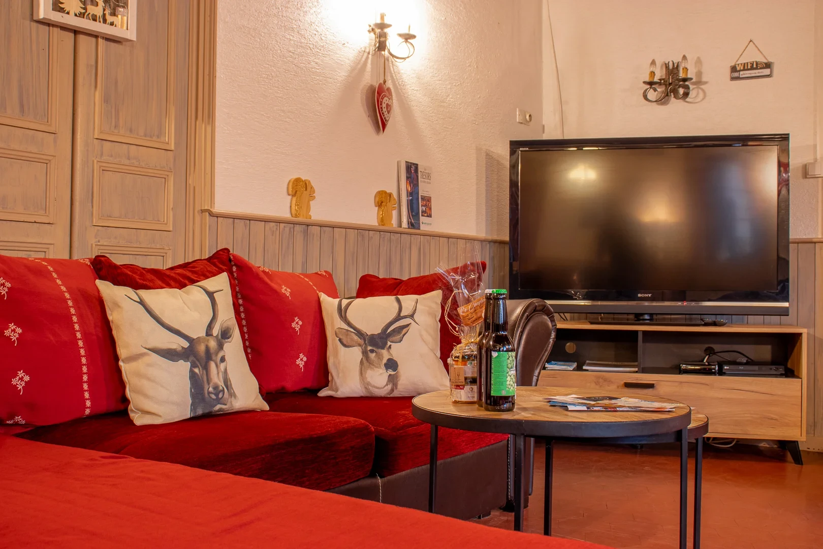 Living room - Gîte La Vosgienne with Spa and Sauna, 10min from Gérardmer