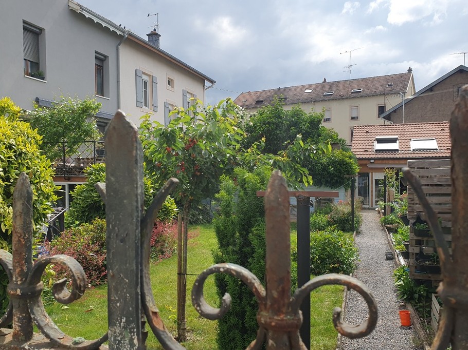 Vue de La Casetta depuis la rue Edouard Chavanne (face n°11) - Chalet confort "La Casetta" à proximité d'Epinal