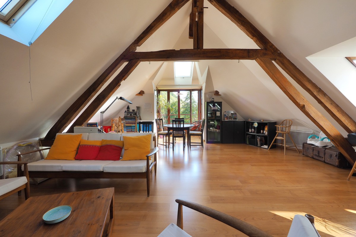 grand salon/salle à manger/coin jeux