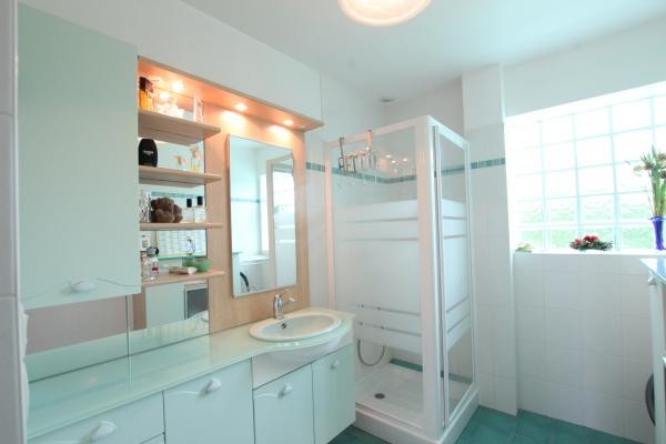 SALLE DE BAIN REZ DE CHAUSSEE