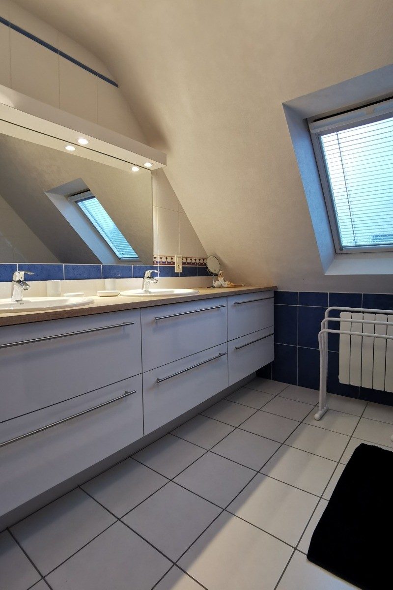 Etage: salle de bain