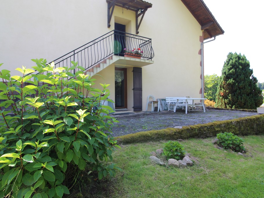 Gîte du Han à Saint-Remy, Vosges – Appartement nature, jardin, terrain pétanque