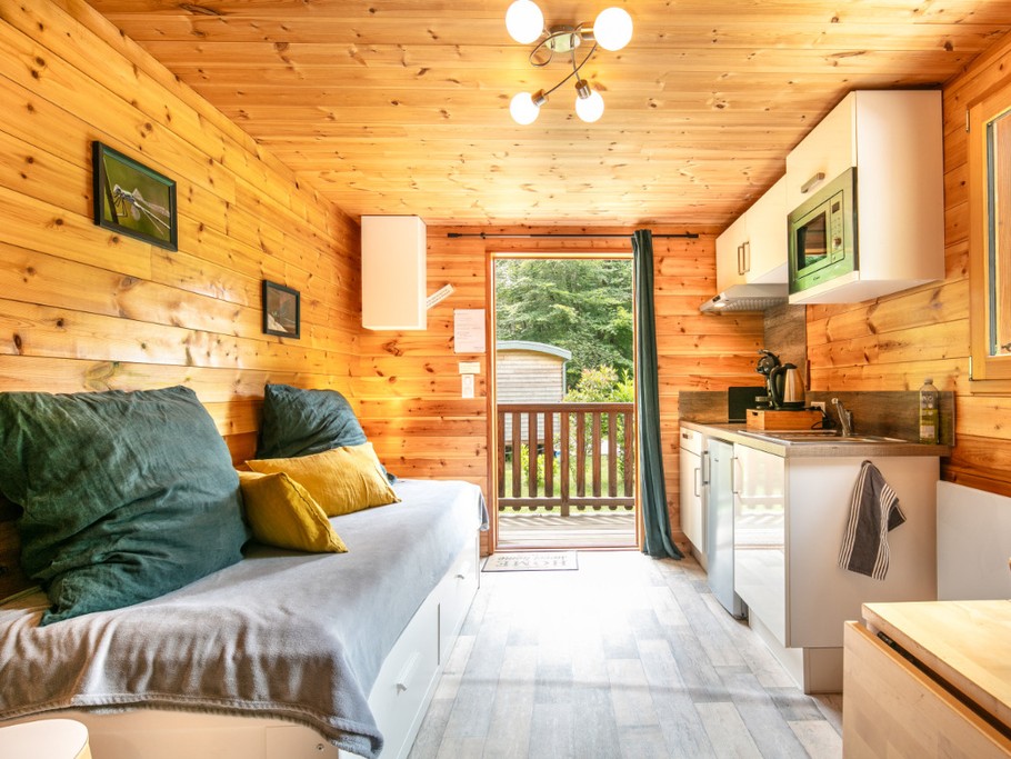 Pièce de vie avec cuisine