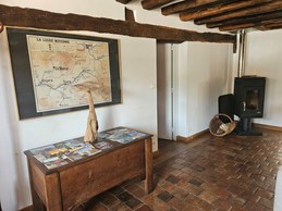 L'entrée sur le salon