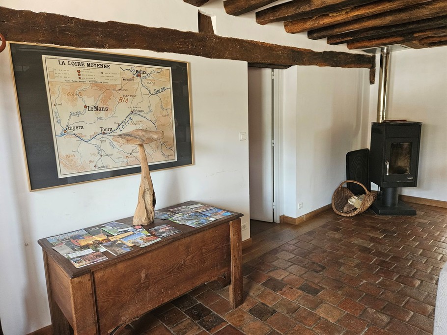 L'entrée sur le salon