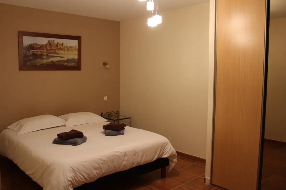 bedroom with 160x200 bed