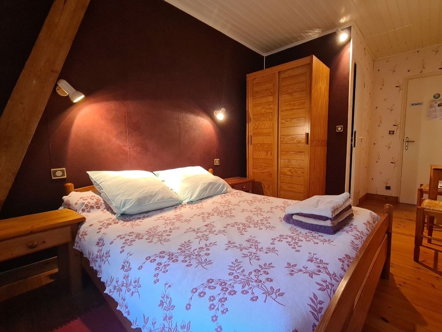 Chambre d'hôtes Ecureuil, Le Logis des Granges en Charente maritime