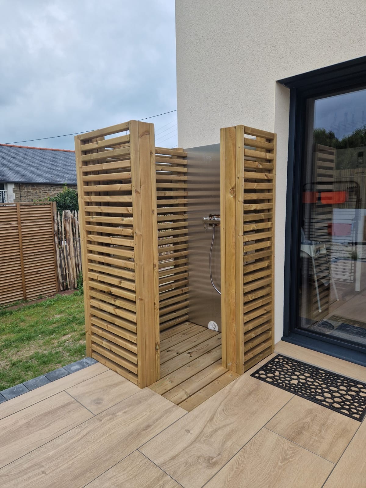 Douche extérieure idéale pour les retours de plage