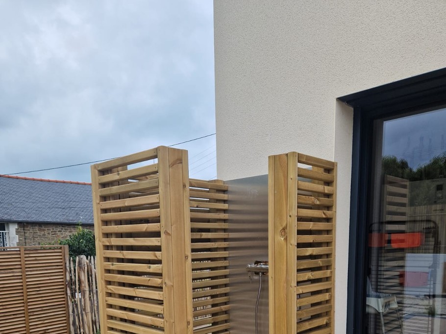 Douche extérieure idéale pour les retours de plage