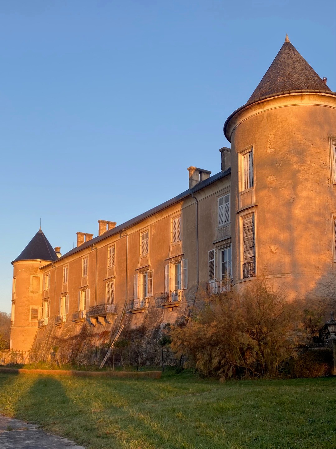 Façade Sud sur parc - Château de Ville au Val