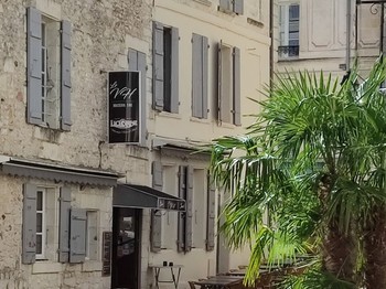 Saintes