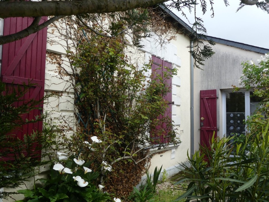 Entrée du gîte par la cour privée