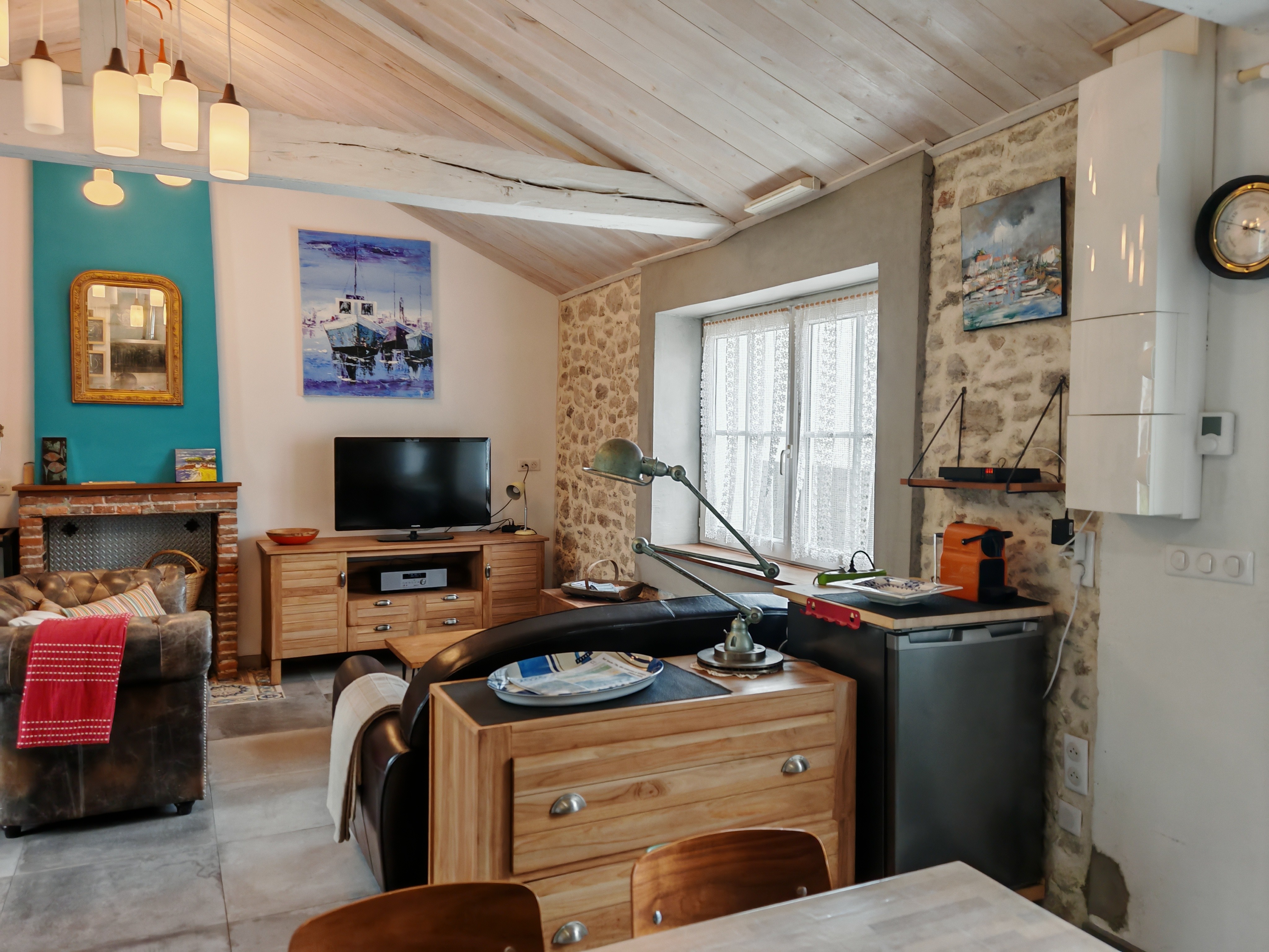 Living room (view from kitchen)
