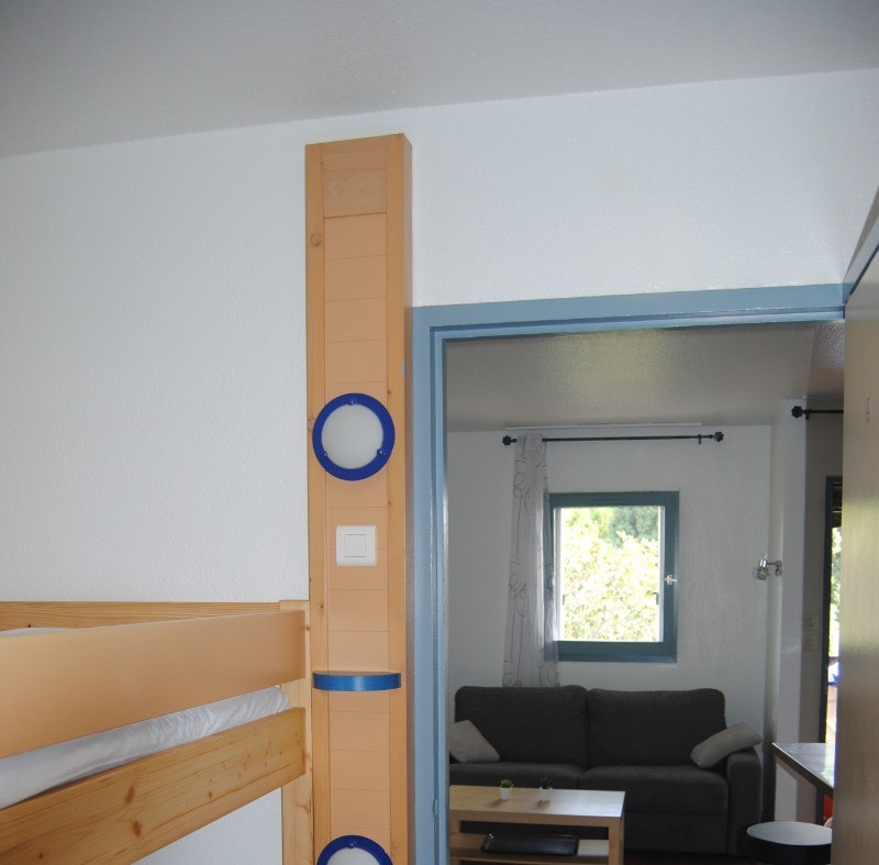 coin nuit cabine avec 2 lits superposés