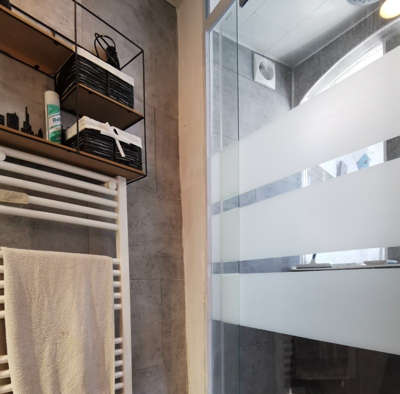 salle d'eau de la chambre 1