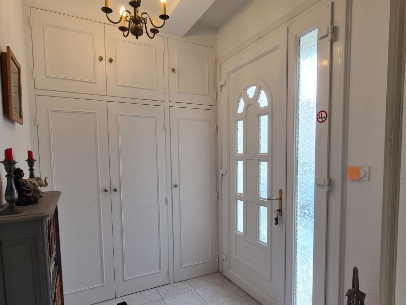 Entrée avec placards