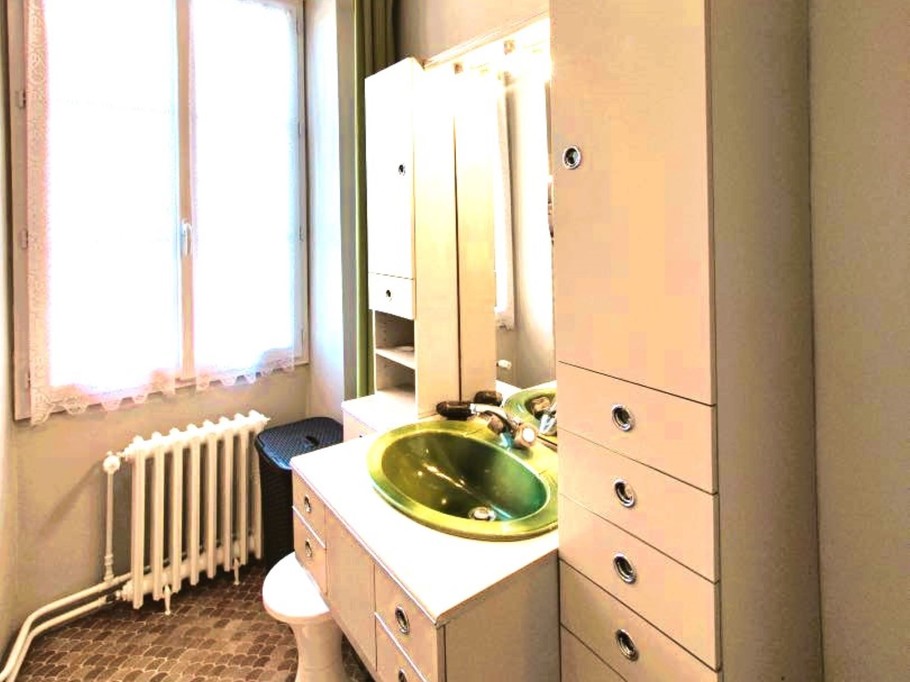 Salle d'eau La Maison du Pont de la Roussie 24370 Pech de l'Espérance