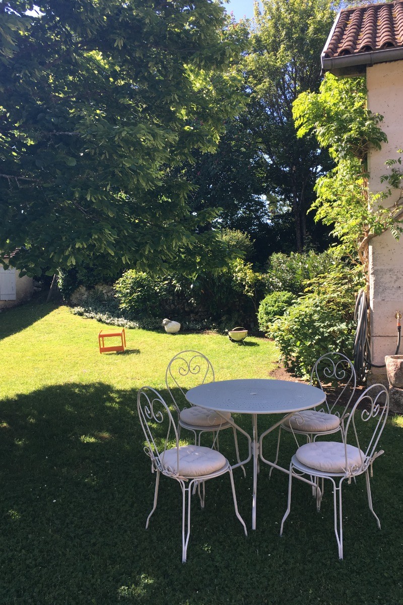 Déjeuner à l'ombre du tilleul