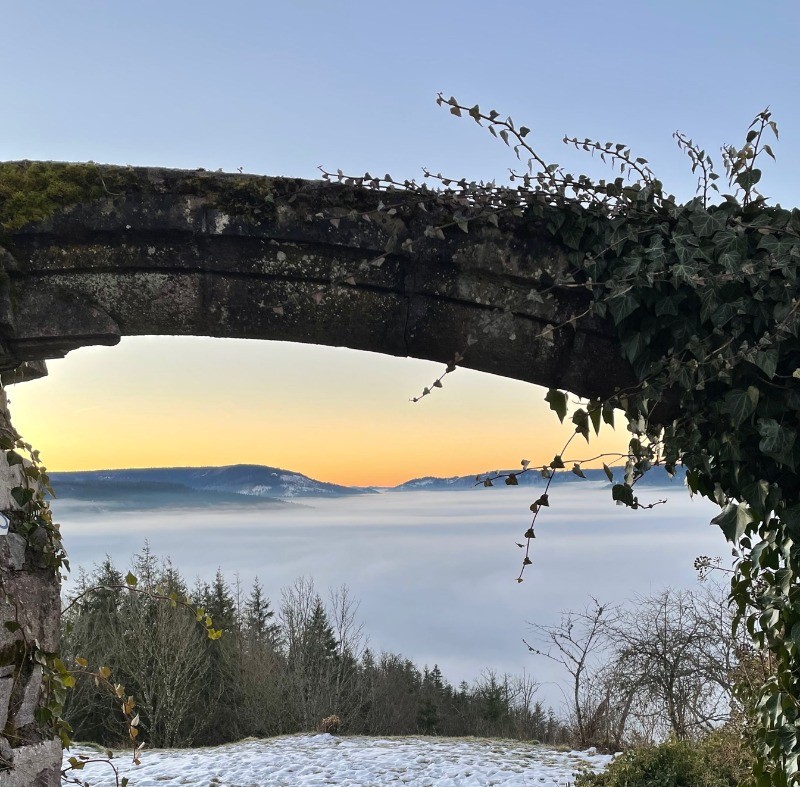Le Saint Mont et la ligne bleue des Vosges se laissent découvrir - L'Annexe