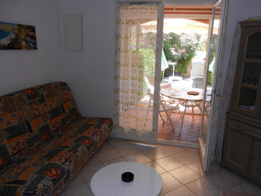 Canapé convertible, Appartement de la Nartelle (Var, Côte d'Azur)