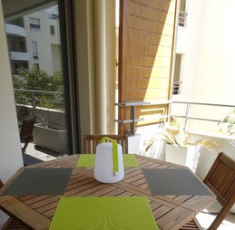 Table de terrasse