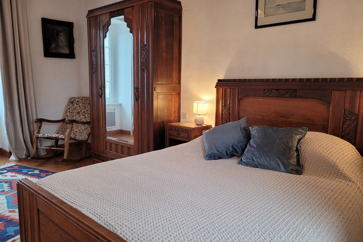 Chambre - LE MILIN DU, DE 4 A 5 PERSONNES - AU COEUR VILLAGE DE GOUAREC ENTRE LE MORBIHAN ET LES CÔTES D'ARMOR - BRETAGNE -