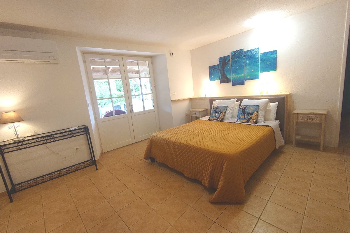 Chambre Forêt Rez de Chaussée