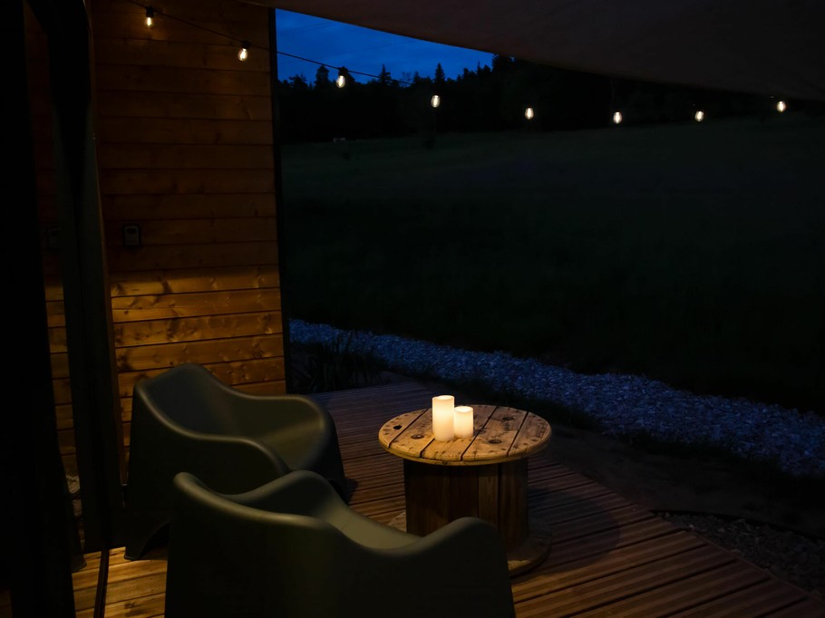 Terrace at night – Lodge Helsinki, Saint-Léonard, Vosges