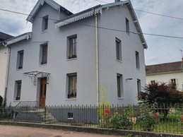 MAISON faisant l'angle de la rue Dominique Marchal et Edouard Chavanne - Chalet confort "La Casetta" à proximité d'Epinal