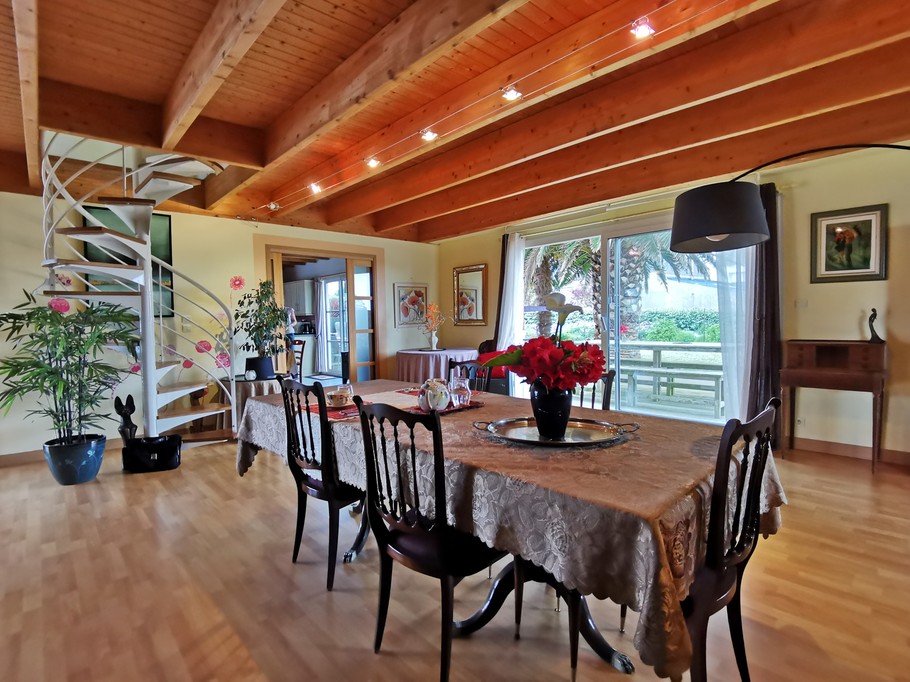 Breakfast room