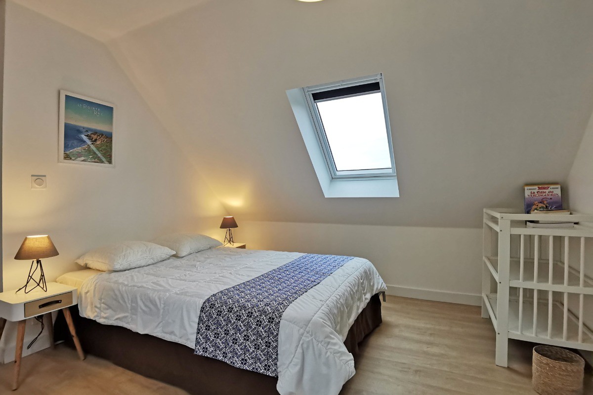 Chambre avec un lit de 160