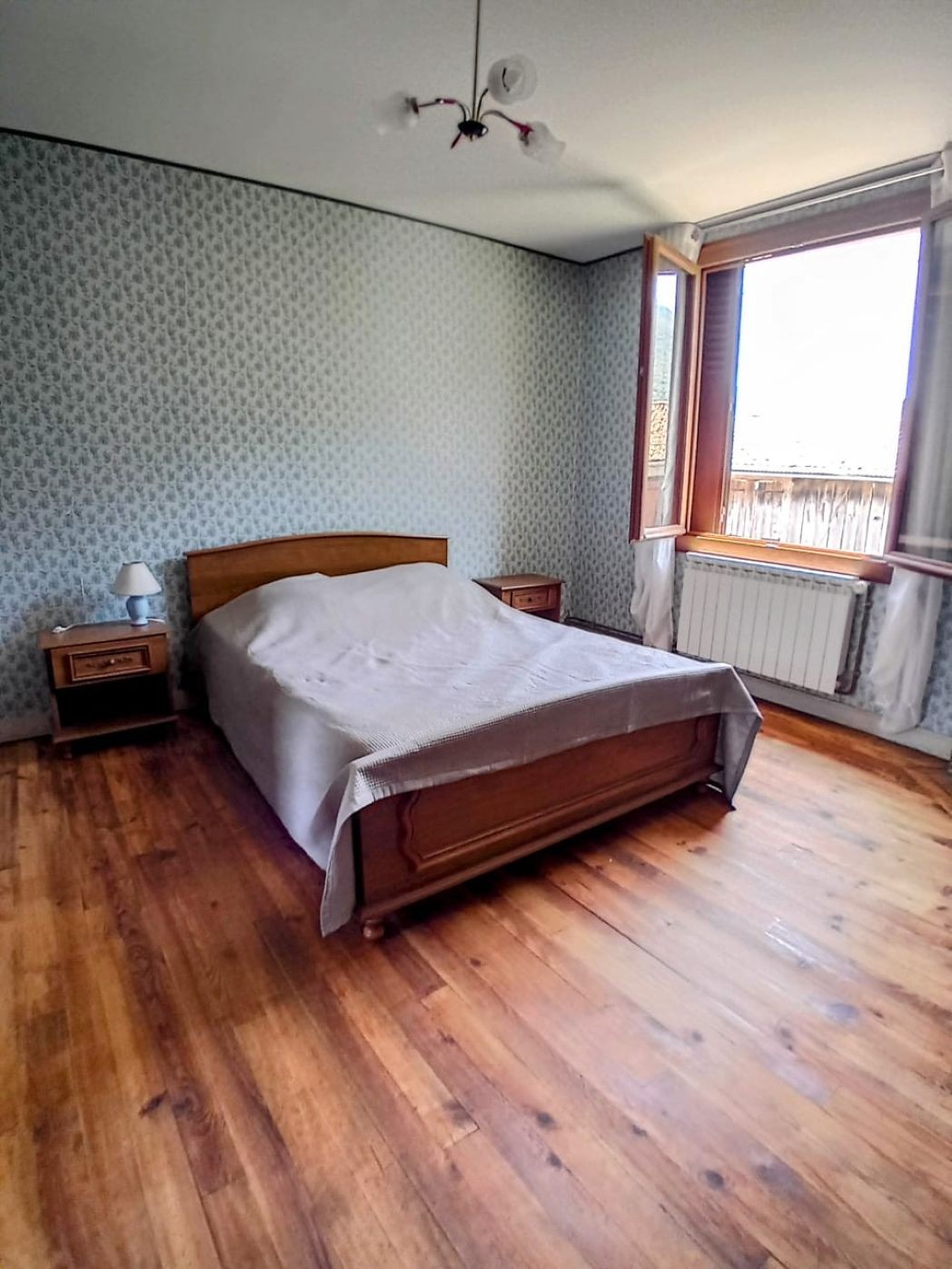 Chambre bleue étage lit 140cm