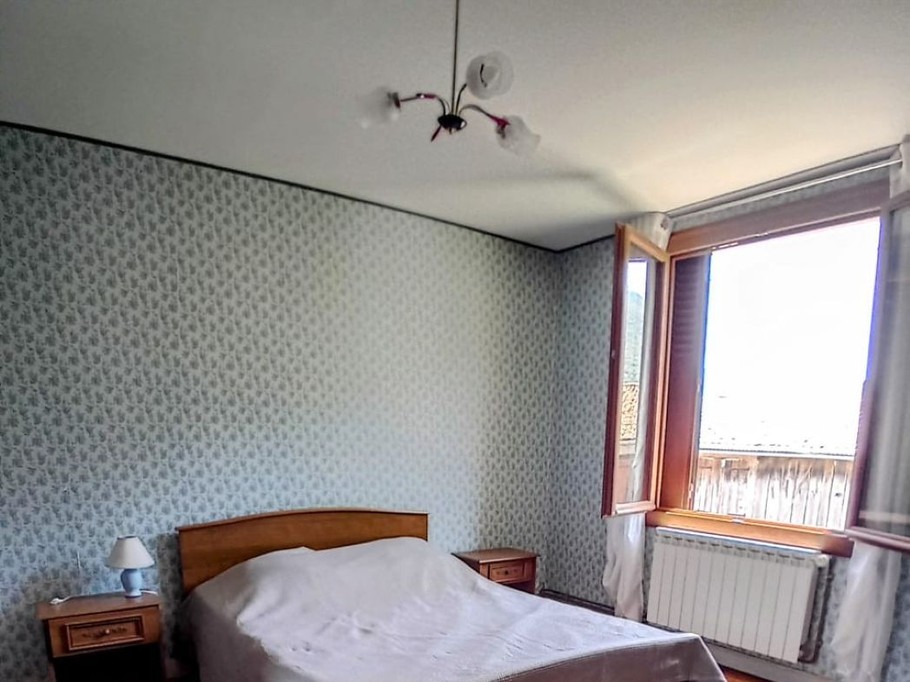 Chambre bleue étage lit 140cm