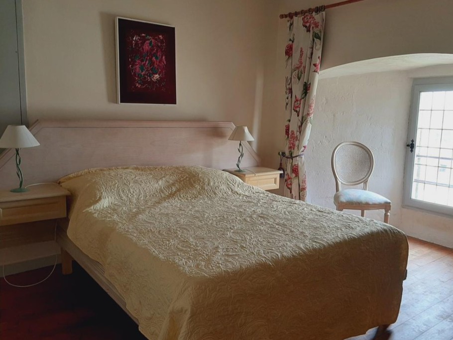 Troisième chambre avec lit double