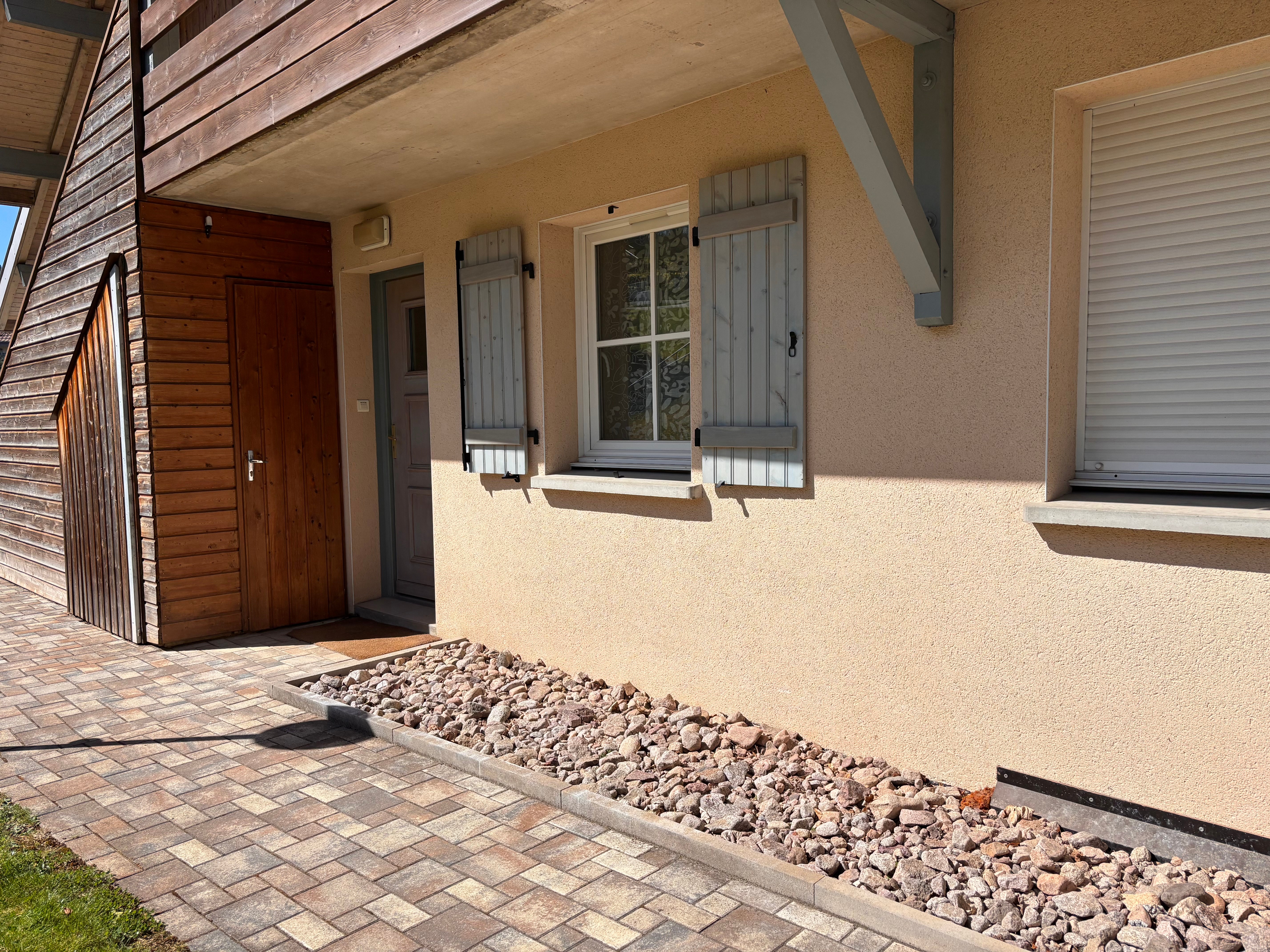 Entrance with ski and bike room - Apartment with terrace in Gérardmer