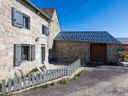 Maison de vacances indépendante en Lozère pour 6 voyageurs