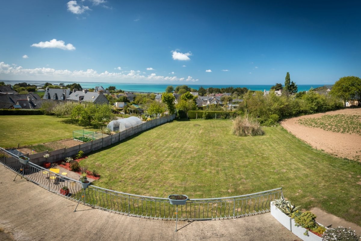 vue de la terrasse sur le jardin