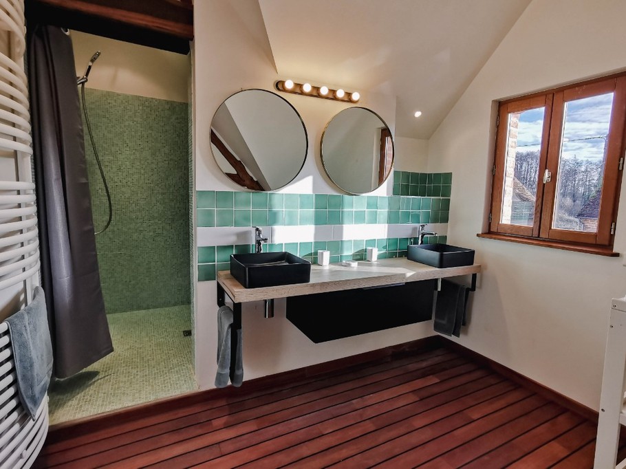 Salle d'eau à l'étage