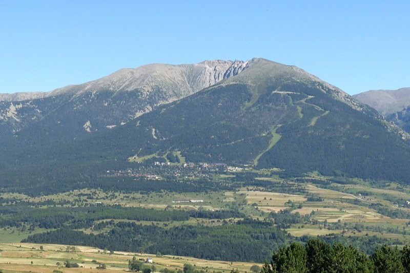 Vue sur le Cambre d'Aze (vers l'est)