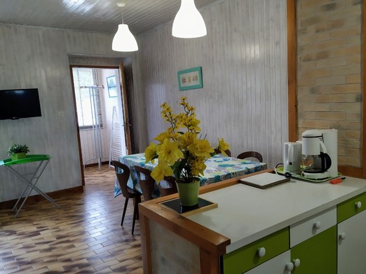 Appartement de 5 personnes avec séjour.........
