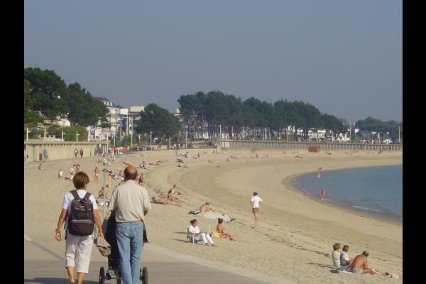 Grande plage à 10mn à pied
