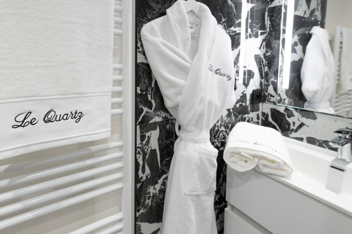 Salle d'eau - Studios Belross Le Quartz